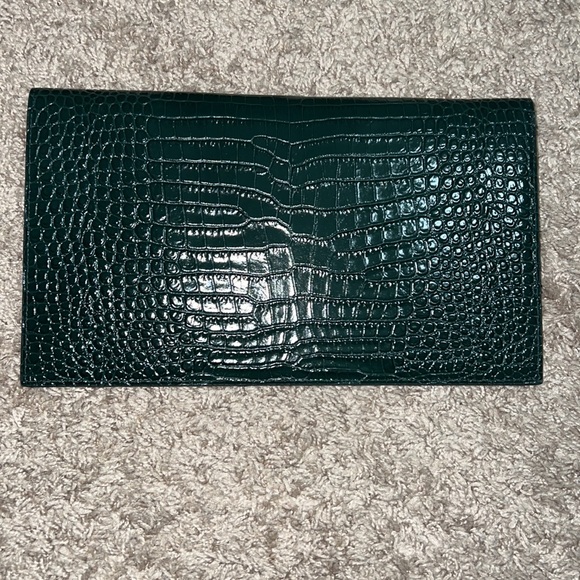 Brand New YSL Uptown Pouch Medium- color Dark Mint - Picture 2 of 7